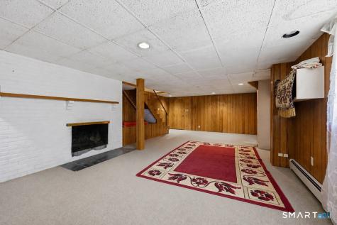 54 Kenmore Road Bloomfield CT 06002