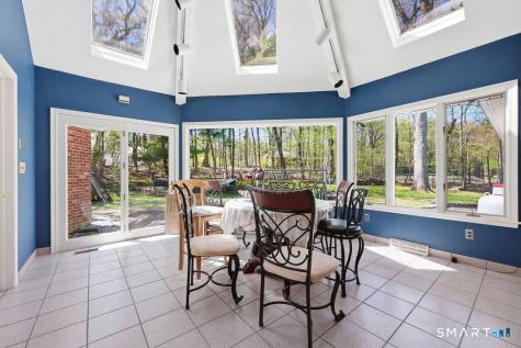54 Kenmore Road Bloomfield CT 06002