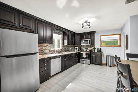 13 Coach Drive Wolcott CT 06716