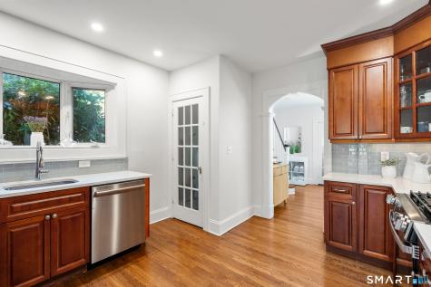 1106 Valley Road Fairfield CT 06825