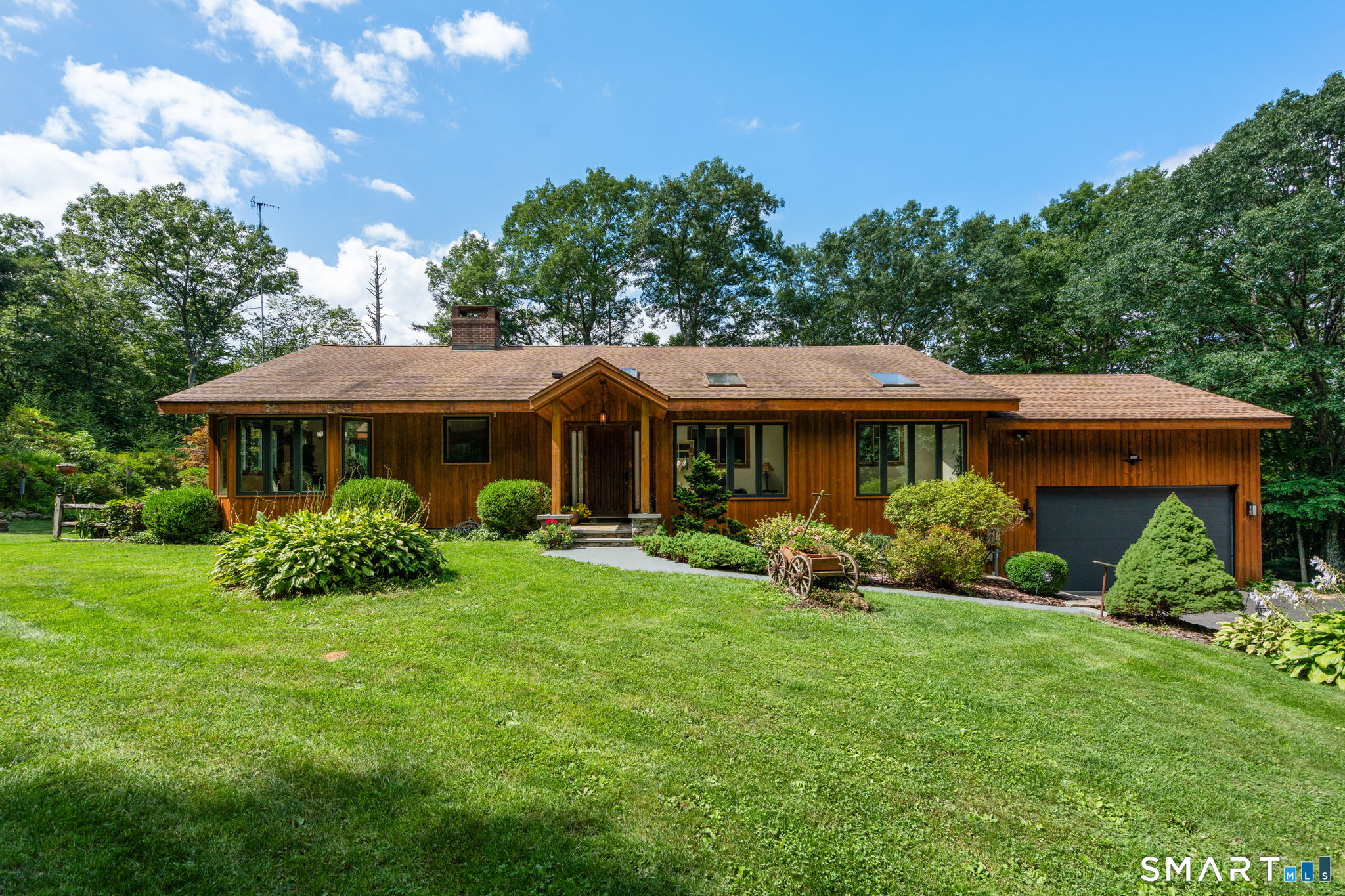65 Cottage Street Monroe CT 06468