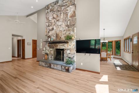 65 Cottage Street Monroe CT 06468