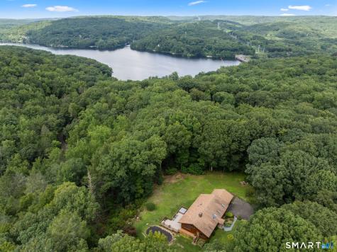 65 Cottage Street Monroe CT 06468