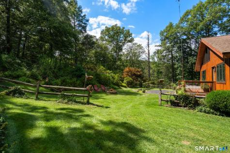 65 Cottage Street Monroe CT 06468