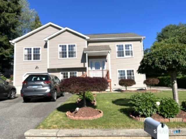 2 Coolidge Street Norwich CT 06360