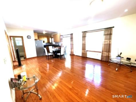 2 Coolidge Street Norwich CT 06360