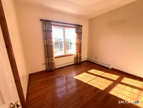 2 Coolidge Street Norwich CT 06360
