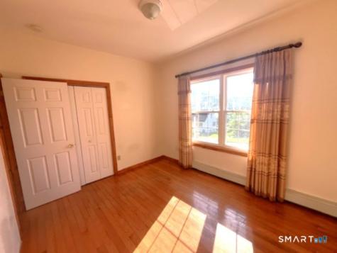 2 Coolidge Street Norwich CT 06360