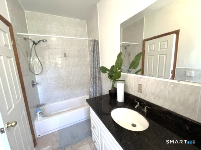 2 Coolidge Street Norwich CT 06360