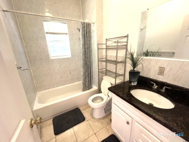 2 Coolidge Street Norwich CT 06360