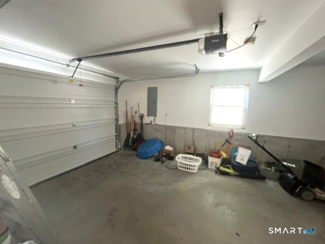 2 Coolidge Street Norwich CT 06360