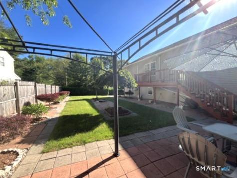 2 Coolidge Street Norwich CT 06360