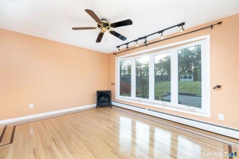 40 Country Side Drive Rocky Hill CT 06067