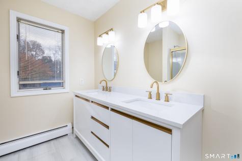 40 Country Side Drive Rocky Hill CT 06067