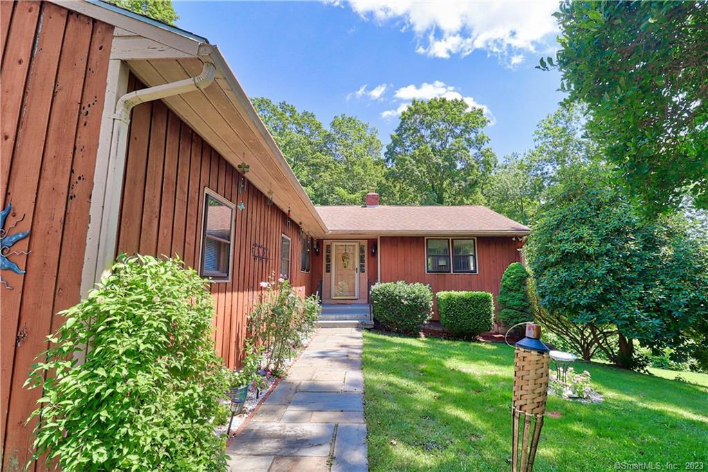 121 Osborn Road Naugatuck CT 06770