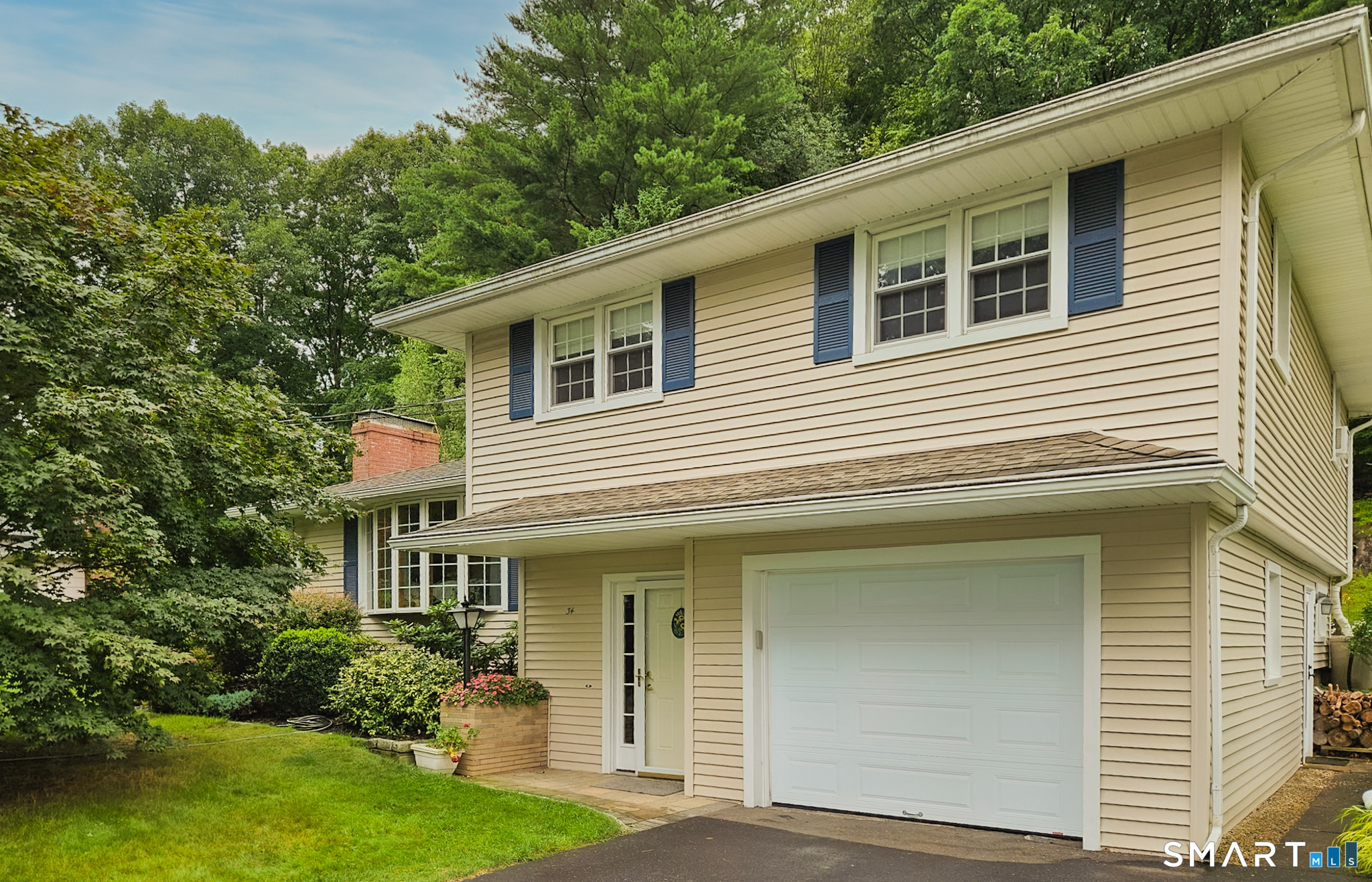 34 Imperial Drive South Windsor CT 06074