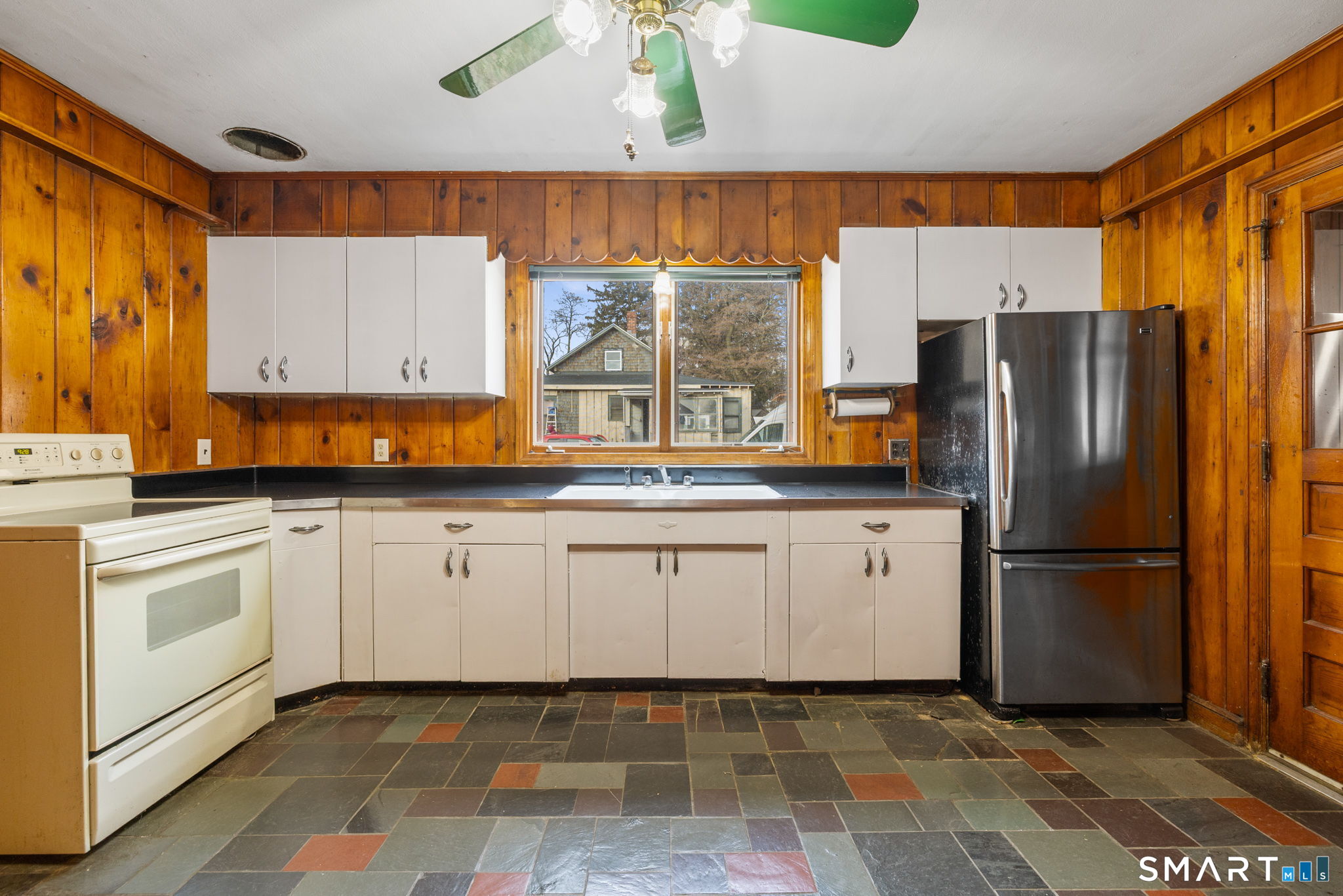 110 Wilkins Avenue Bridgeport CT 06606