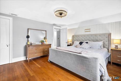 512 Quinnipiac Avenue North Haven CT 06473
