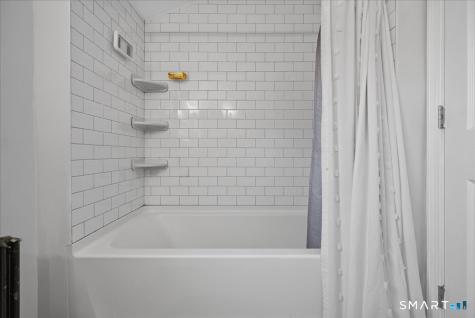 512 Quinnipiac Avenue North Haven CT 06473