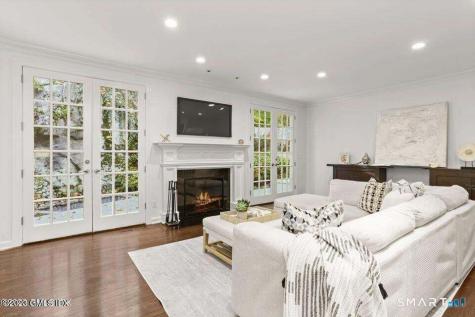 26 Round Hill Road Greenwich CT 06830