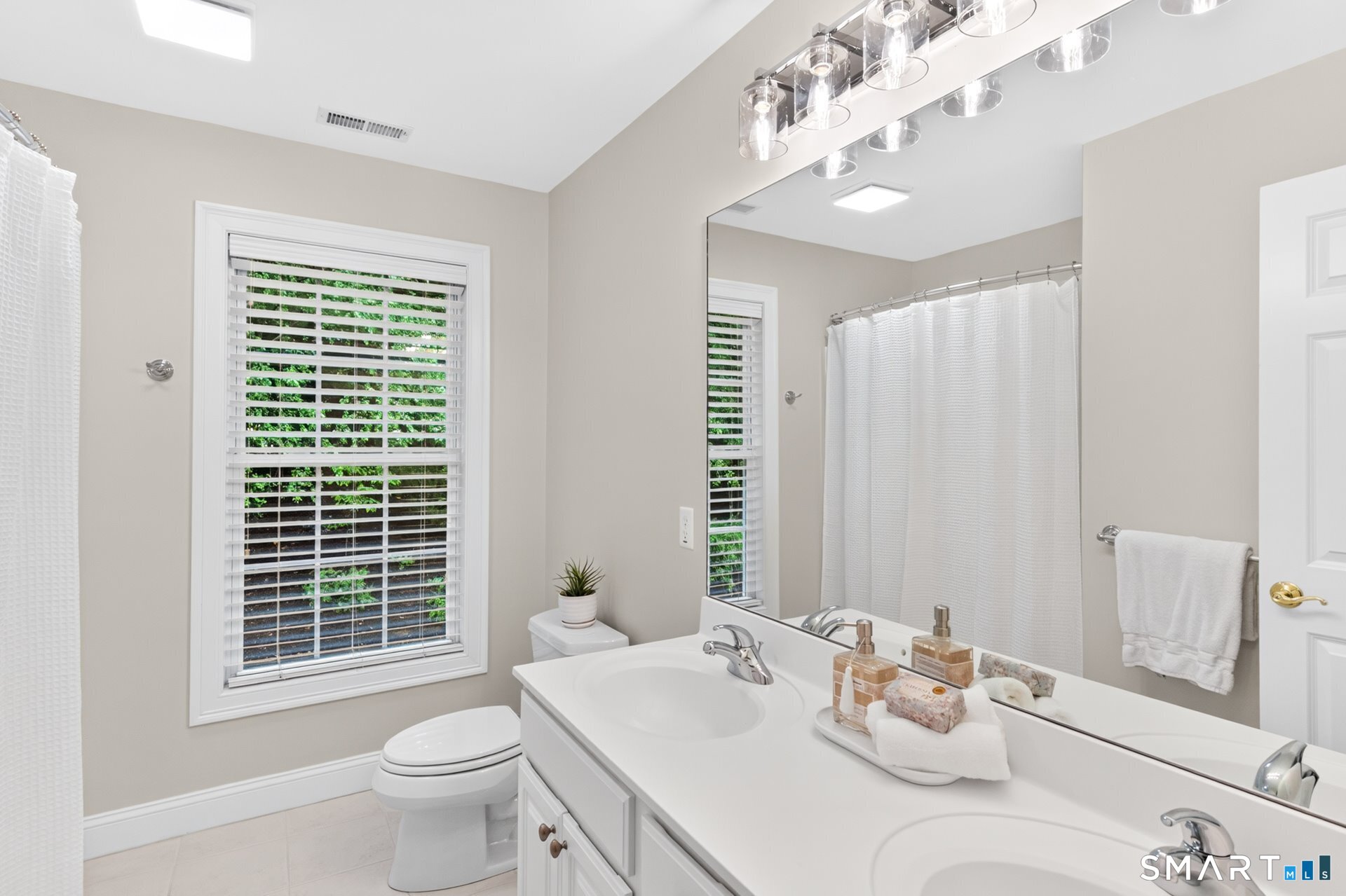 7 Ellsworth Place Avon CT 06001