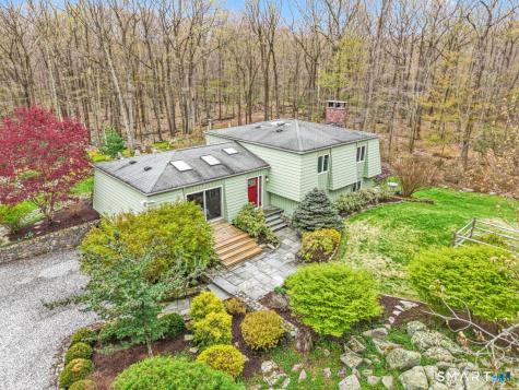 86 Seventy Acre Road Redding CT 06896