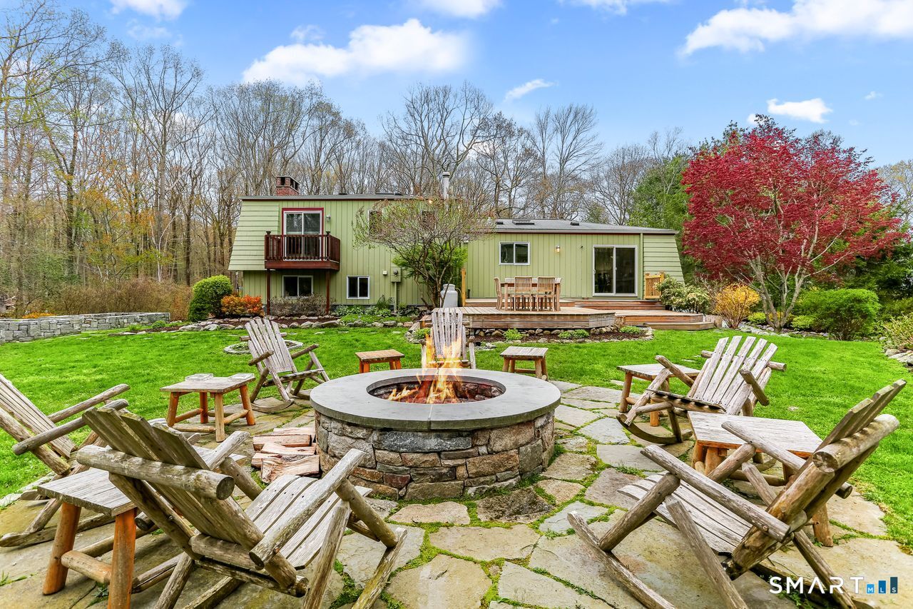 86 Seventy Acre Road Redding CT 06896