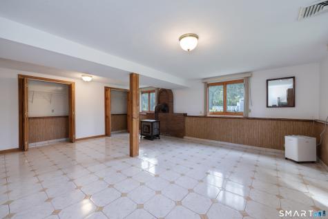 555 Roses Mill Road Milford CT 06460