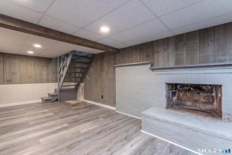 66 Isaiah Smith Lane Morris CT 06763
