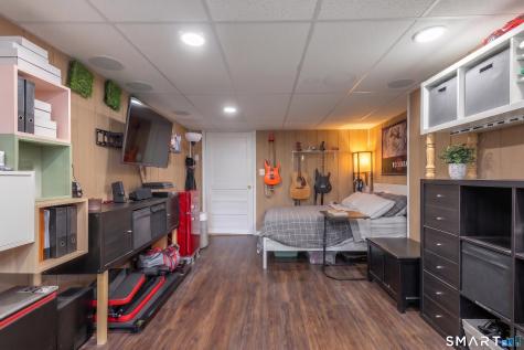 66 Isaiah Smith Lane Morris CT 06763