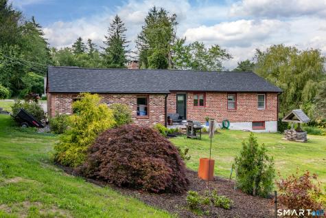 66 Isaiah Smith Lane Morris CT 06763