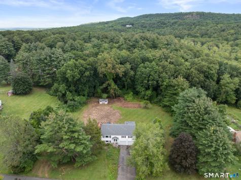3 Carriage Lane East Granby CT 06026