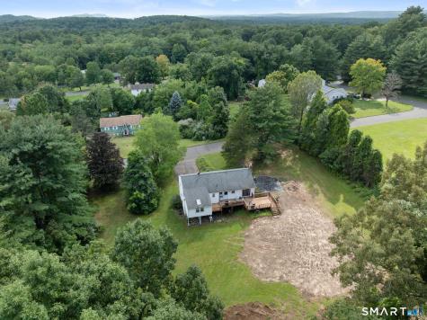 3 Carriage Lane East Granby CT 06026