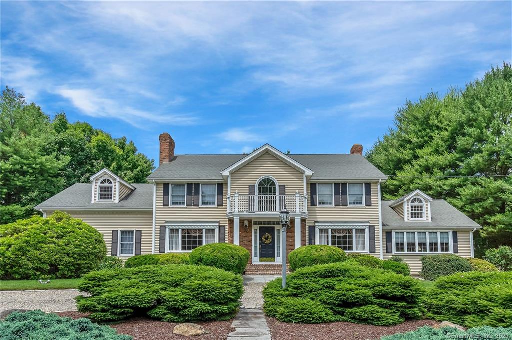 9 Blackberry Lane Shelton CT 06484