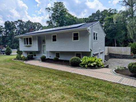 5 Corn Tassle Road Danbury CT 06811