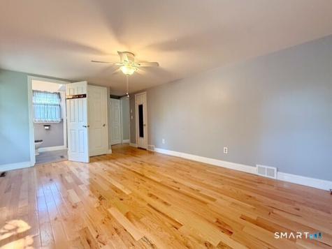 37 Peters Lane North Haven CT 06473