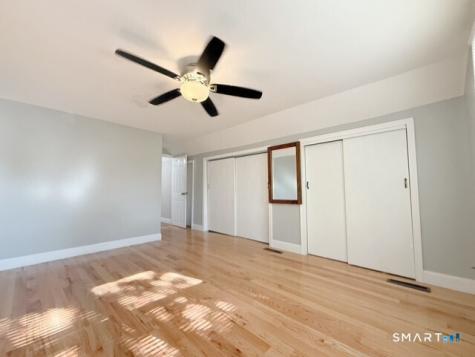 37 Peters Lane North Haven CT 06473