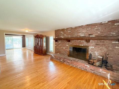 37 Peters Lane North Haven CT 06473