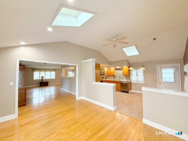 37 Peters Lane North Haven CT 06473