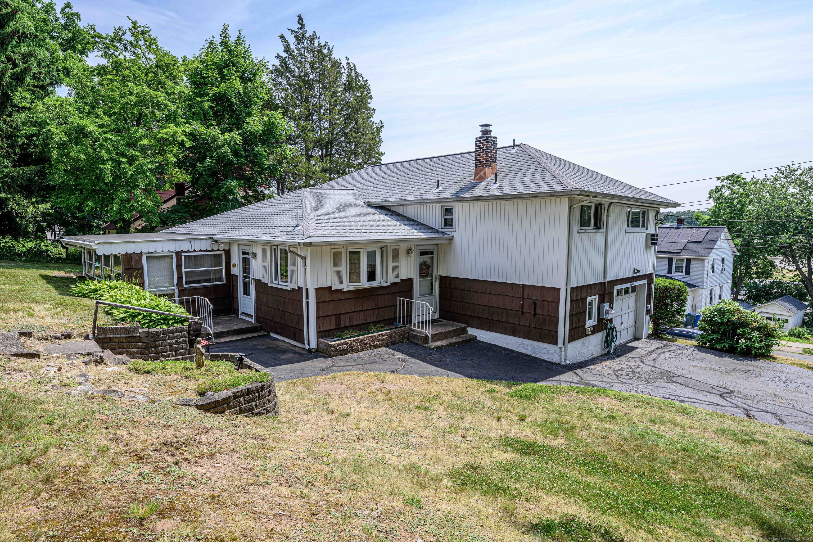18 Savoy Street Hamden CT 06514