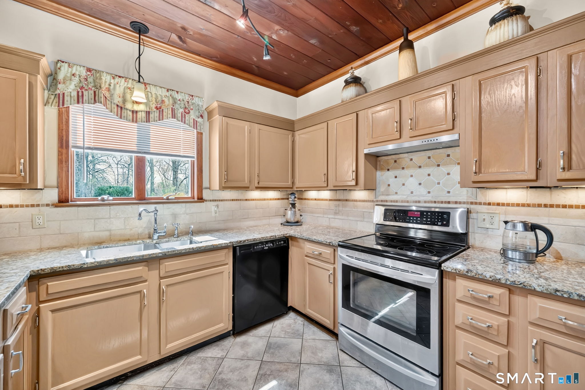 28 Gulf Road Stafford CT 06076