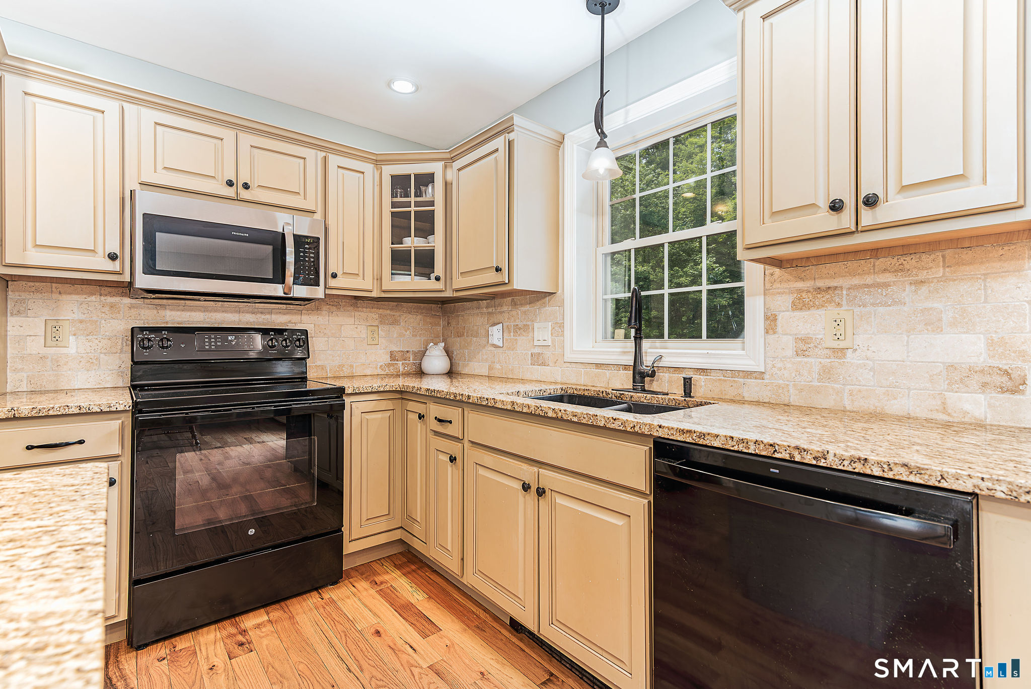 131 Squaw Rock Road Plainfield CT 06354
