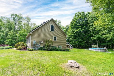 131 Squaw Rock Road Plainfield CT 06354