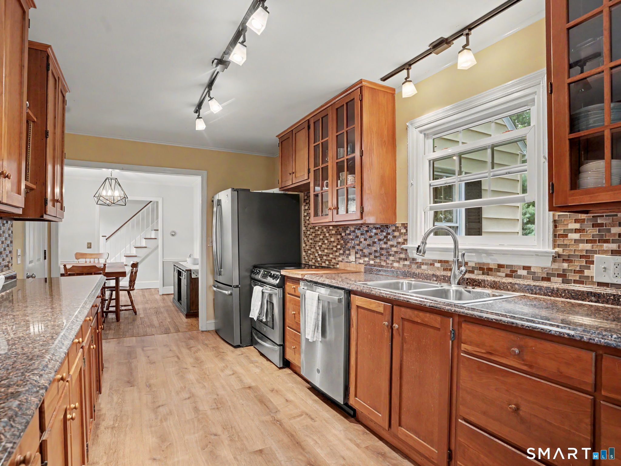 10 Crest Road Danbury CT 06811