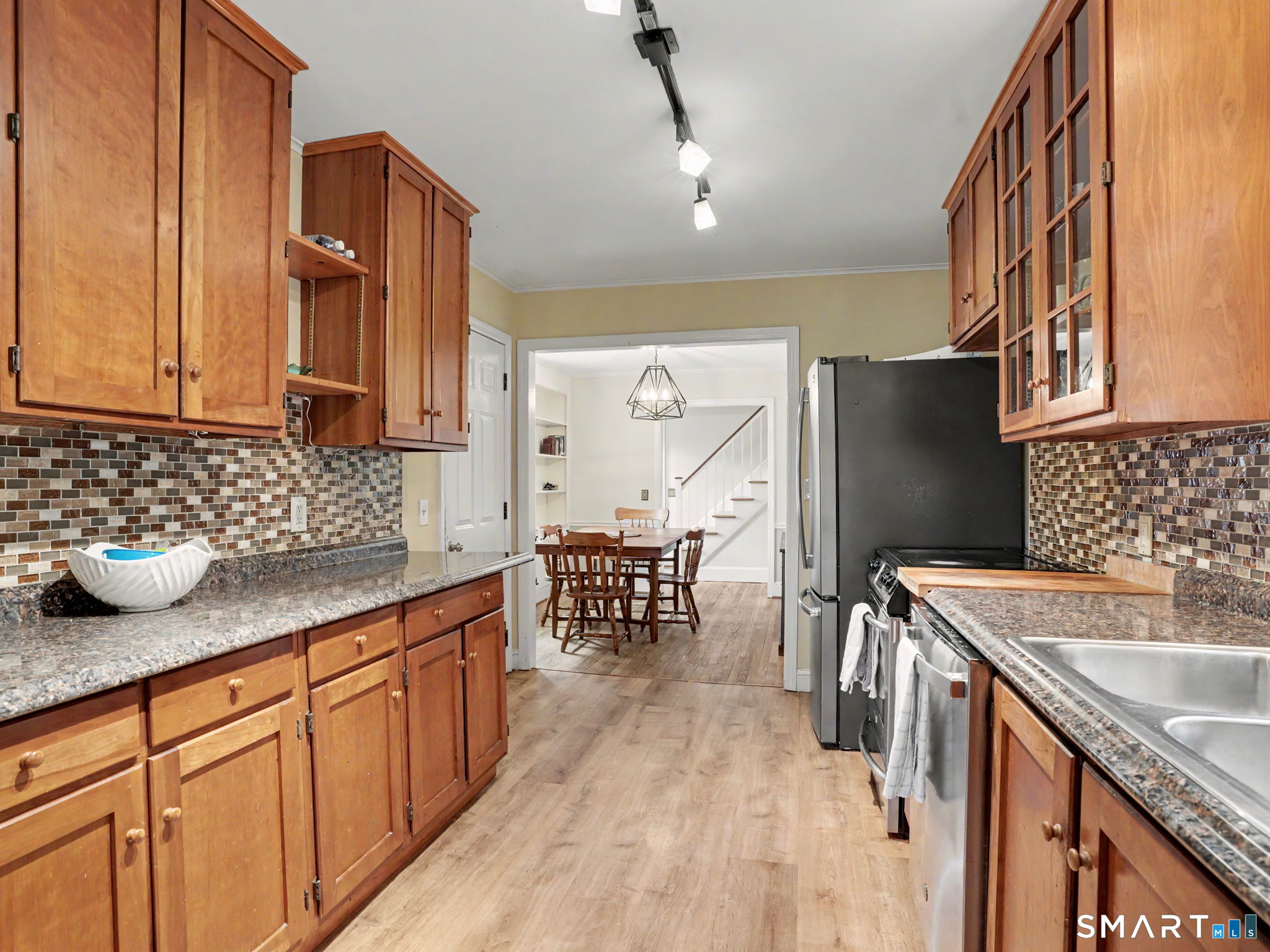 10 Crest Road Danbury CT 06811
