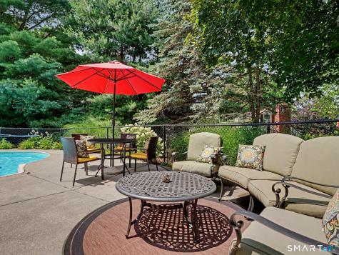 10 Crest Road Danbury CT 06811
