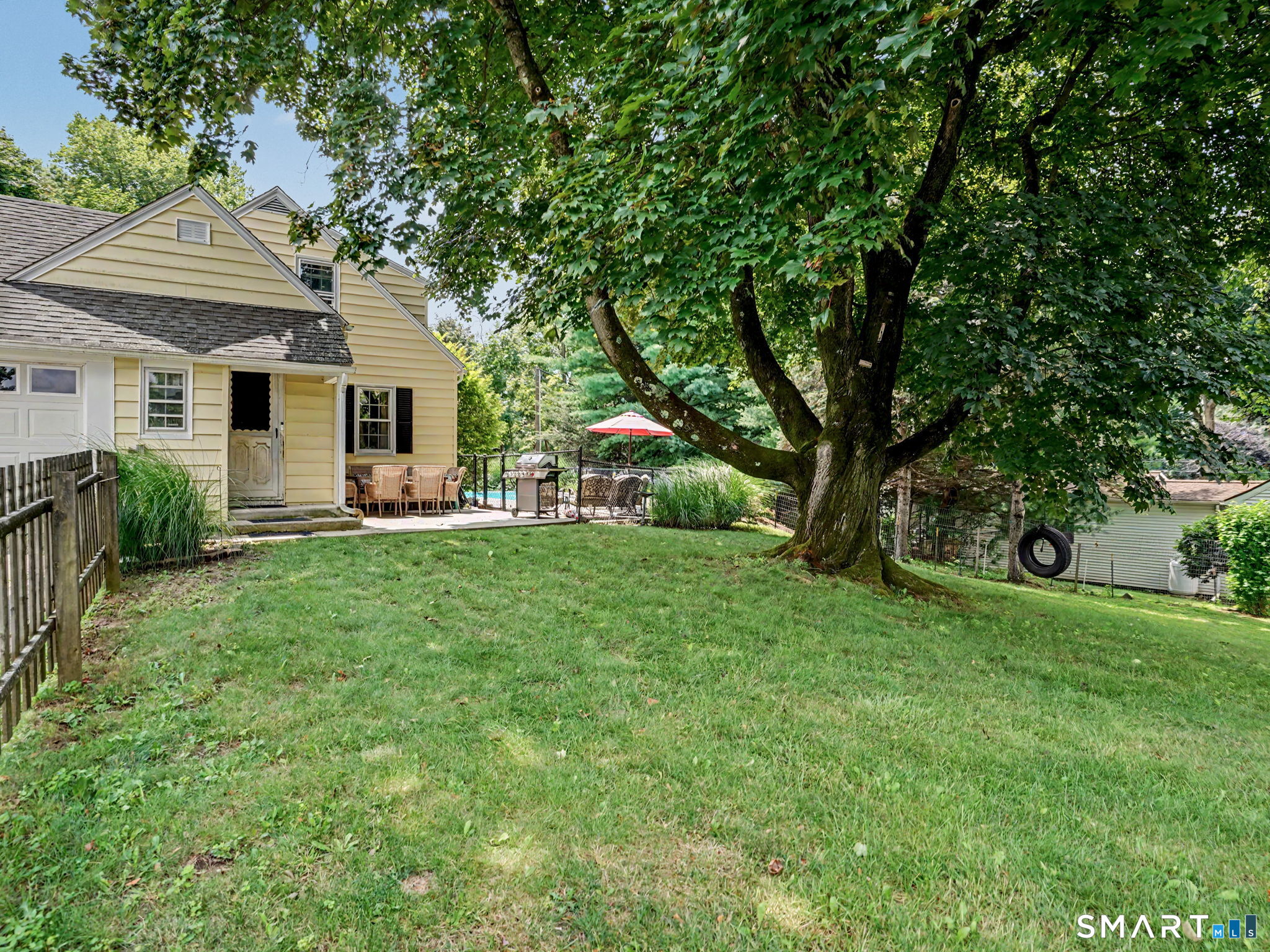 10 Crest Road Danbury CT 06811
