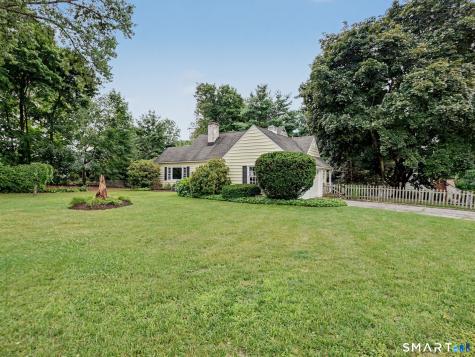 10 Crest Road Danbury CT 06811