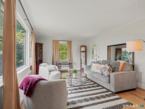 10 Crest Road Danbury CT 06811