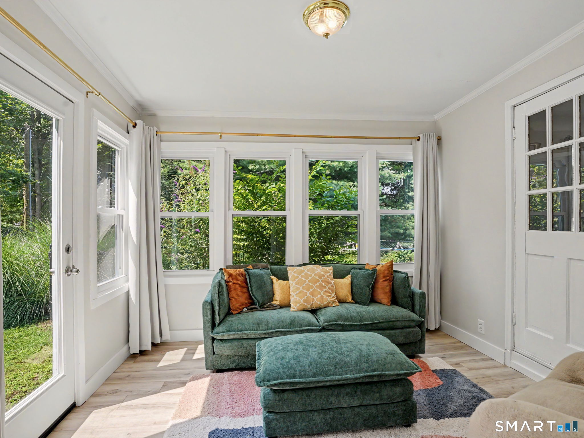 10 Crest Road Danbury CT 06811